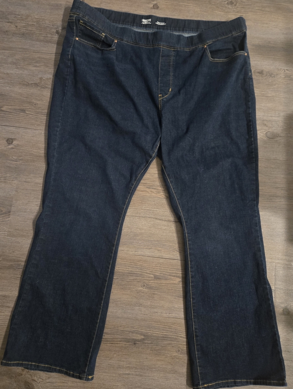 Levi Strauss Women's Plus Totally Shaping Bootcut Jeans